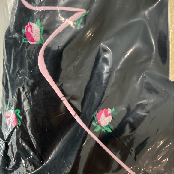 Victoria’s Secret Rosettes Black Satin Pajama Set-Medium - Picture 5 of 9